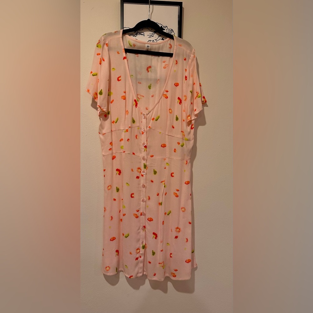 NWOT Nordstrom BP Short Sleeve Dress 🌸